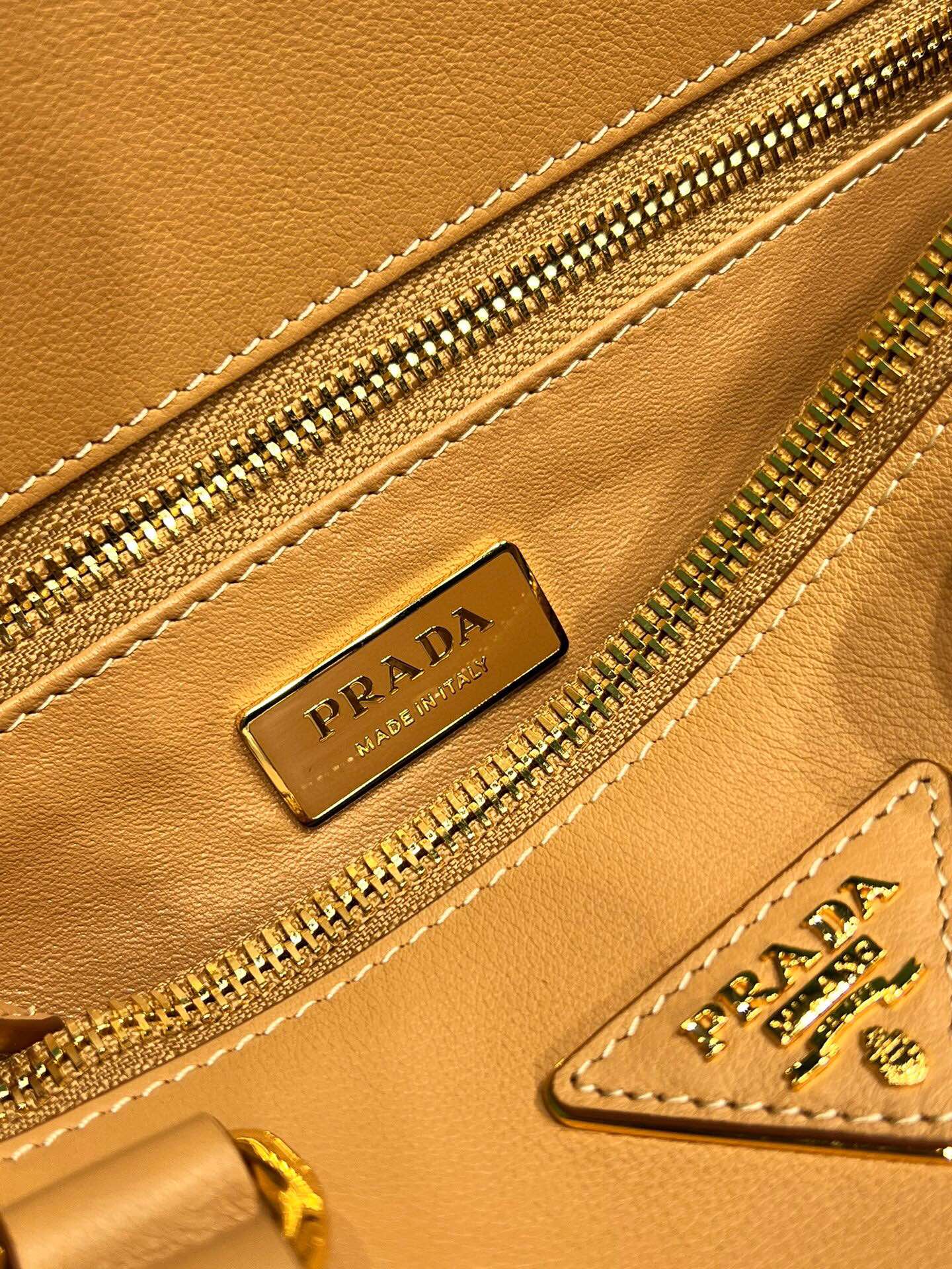 Prada Large Galleria Leather Bag Tote Shoulder Bag Natural 1BA274